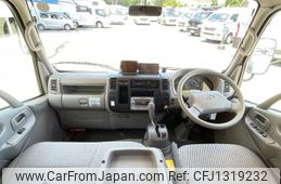 toyota camroad 2003 GOO_JP_700040407230250621001