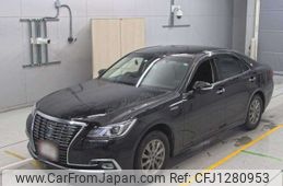 toyota crown 2018 -TOYOTA--Crown AWS211-6012545---TOYOTA--Crown AWS211-6012545-