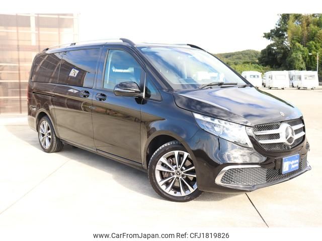 mercedes-benz v-class 2023 CFJ1819826 image 1