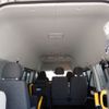 toyota hiace-van 2016 O22111402 image 13