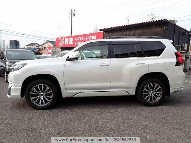 toyota land-cruiser-prado 2020 24341003 image 2