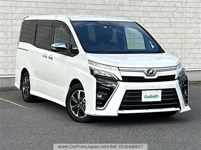 toyota voxy 2018 -TOYOTA--Voxy DBA-ZRR80W--ZRR80-0398175---TOYOTA--Voxy DBA-ZRR80W--ZRR80-0398175- image 1