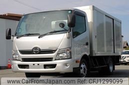 hino dutro 2015 GOO_NET_EXCHANGE_0230013A30250616W001