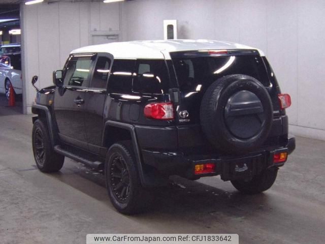 toyota fj-cruiser 2013 CFJ1833642 image 2
