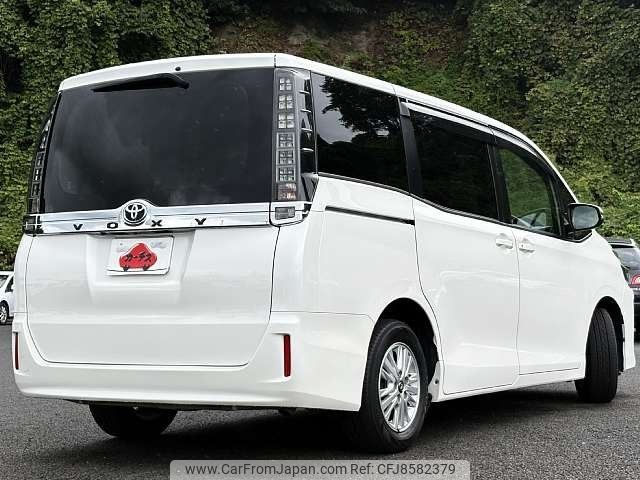 toyota voxy 2014 CFJ8582379 image 2