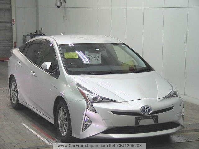 toyota prius 2018 -TOYOTA--Prius ZVW55--8057995---TOYOTA--Prius ZVW55--8057995- image 1
