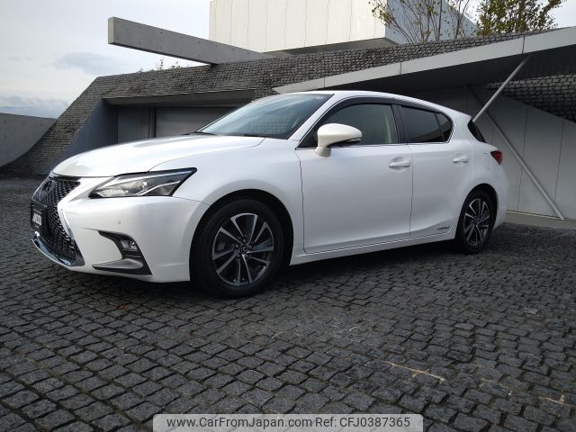 lexus ct 2018 -LEXUS--Lexus CT DAA-ZWA10--ZWA10-2338399---LEXUS--Lexus CT DAA-ZWA10--ZWA10-2338399- image 2