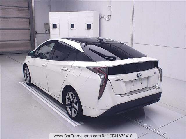 toyota prius 2018 CFJ1670418 image 2