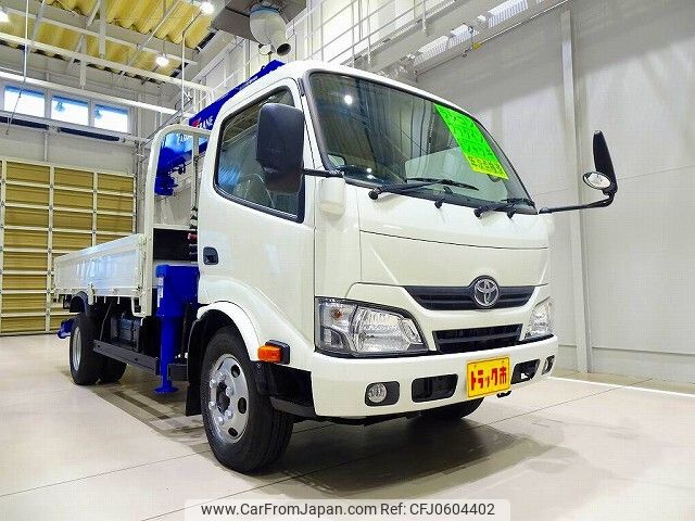 toyota dyna-truck 2016 -TOYOTA--Dyna TKG-XZU650--XZU650-0008585---TOYOTA--Dyna TKG-XZU650--XZU650-0008585- image 2