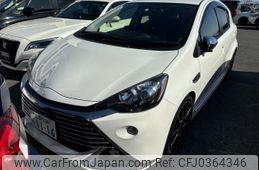 toyota aqua 2014 quick_quick_DAA-NHP10_2324285