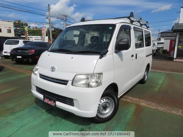 toyota townace-van 2012 CFJ1690445 image 1
