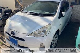 toyota aqua 2012 -TOYOTA--AQUA DAA-NHP10--NHP10-2090900---TOYOTA--AQUA DAA-NHP10--NHP10-2090900-