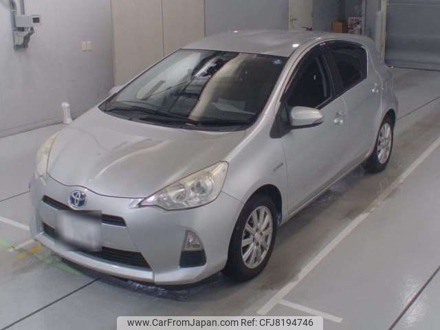 toyota aqua 2013 -TOYOTA 【岡崎 500ﾋ 360】--AQUA DAA-NHP10--NHP10-6131274---TOYOTA 【岡崎 500ﾋ 360】--AQUA DAA-NHP10--NHP10-6131274- image 1