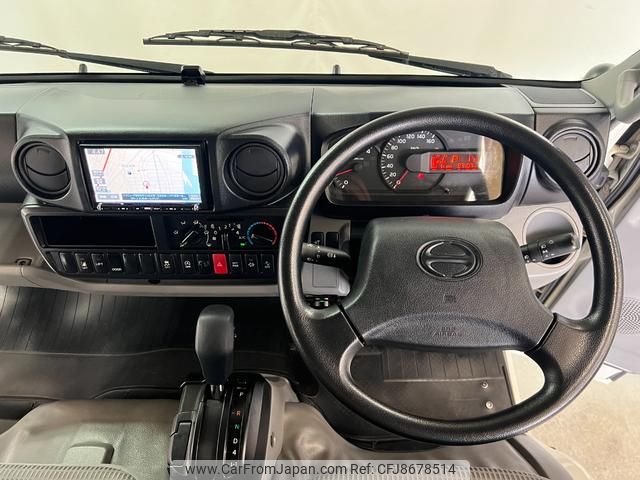 hino dutro 2018 CFJ8678514 image 2