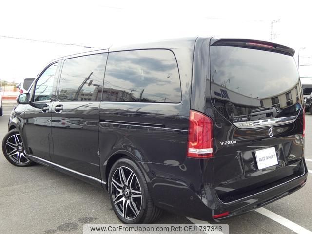mercedes-benz v-class 2021 CFJ1737343 image 2