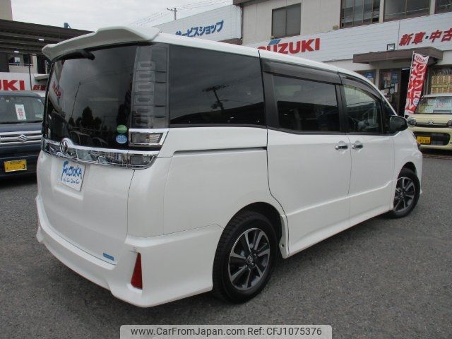 toyota voxy 2018 -TOYOTA--Voxy ZRR80W--0421074---TOYOTA--Voxy ZRR80W--0421074- image 2