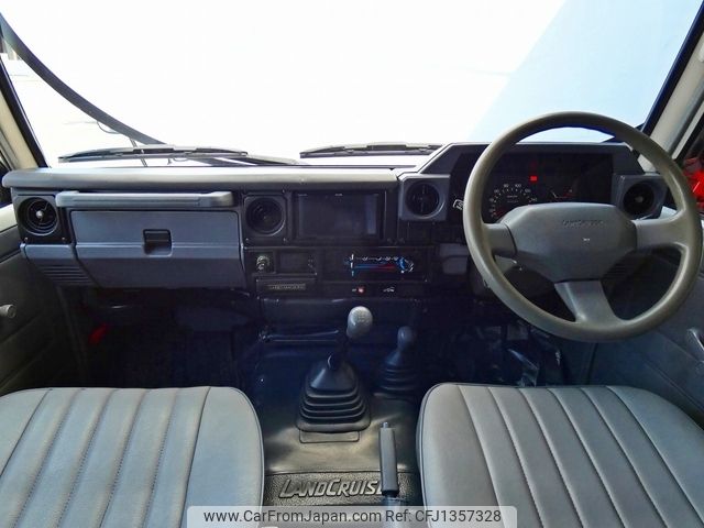 toyota land-cruiser 1993 CFJ1357328 image 2