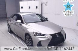 lexus is 2016 CFJ1162442