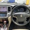 toyota crown 2013 CFJ1642037 image 8