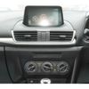 mazda axela 2016 CFJ1867161 image 3
