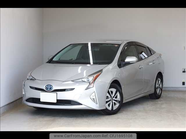 toyota prius 2016 CFJ1695108 image 1