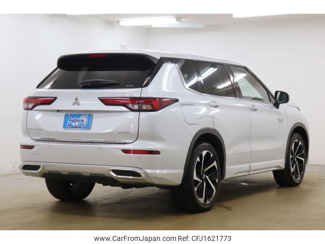 mitsubishi outlander-phev 2023 CFJ1621773 image 2