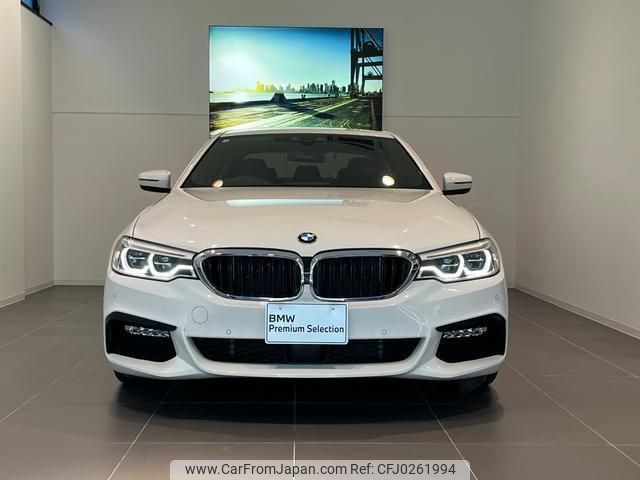 bmw 5-series 2019 quick_quick_JR20_WBAJA52010WC70573 image 2