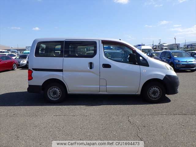 nissan nv200-vanette-van 2015 CFJ1694473 image 2