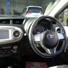 toyota vitz 2013 CFJ1782984 image 4