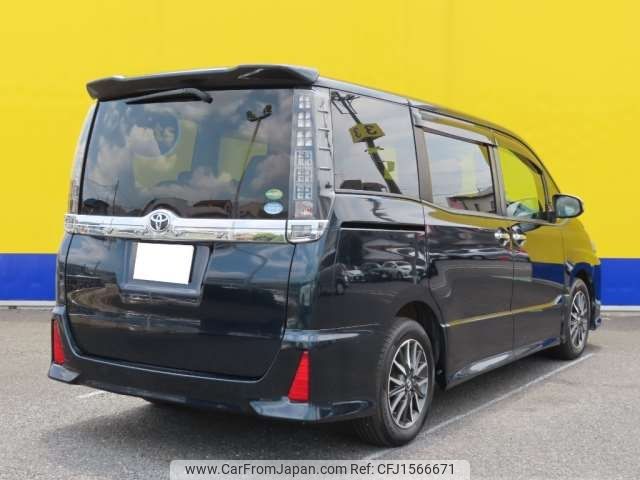 toyota voxy 2016 CFJ1566671 image 2