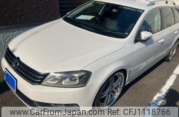 volkswagen passat-variant 2011 -VOLKSWAGEN--VW Passat Variant DBA-3CCAX--WVWZZZ3CZCE057440---VOLKSWAGEN--VW Passat Variant DBA-3CCAX--WVWZZZ3CZCE057440-