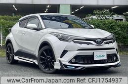 toyota c-hr 2017 CFJ1754937