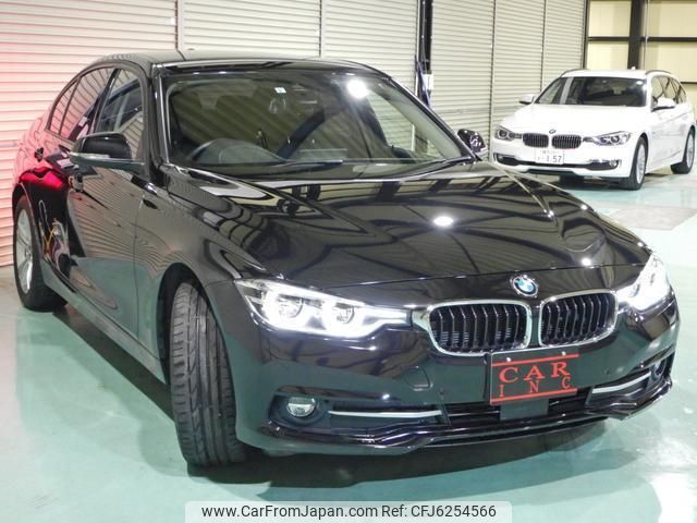 bmw 3-series 2018 quick_quick_8C20_WBA8C56010NU85408 image 2