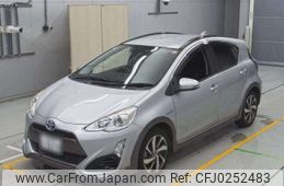 toyota aqua 2014 -TOYOTA 【名古屋 507ﾓ7479】--AQUA DAA-NHP10--NHP10-2399625---TOYOTA 【名古屋 507ﾓ7479】--AQUA DAA-NHP10--NHP10-2399625-