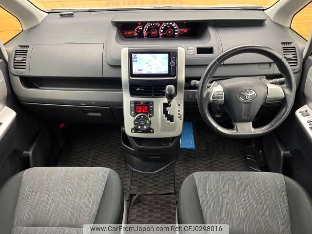 toyota noah 2013 -TOYOTA--Noah DBA-ZRR70W--ZRR70-0591283---TOYOTA--Noah DBA-ZRR70W--ZRR70-0591283- image 2