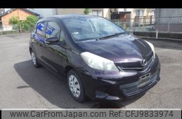 toyota vitz 2013 -TOYOTA--Vitz NSP130--2139525---TOYOTA--Vitz NSP130--2139525-