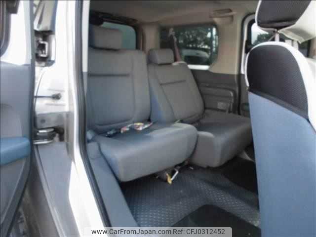 honda element 2004 TE1965 image 2