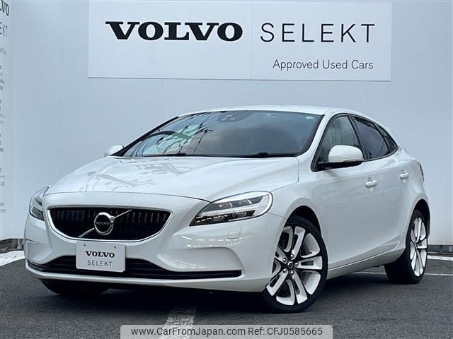 volvo v40 2019 -VOLVO--Volvo V40 LDA-MD4204T--YV1MVA8RDK2562805---VOLVO--Volvo V40 LDA-MD4204T--YV1MVA8RDK2562805- image 1