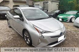 toyota prius 2018 CFJ1384193