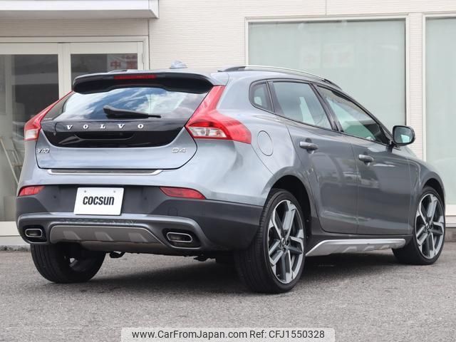 volvo v40 2018 CFJ1550328 image 2
