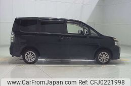 toyota voxy 2011 NIKYO_SK56308