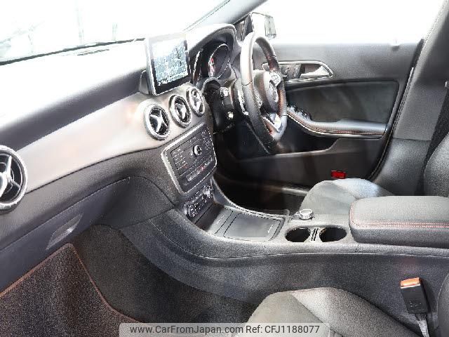 mercedes-benz cla-class 2015 quick_quick_DBA-117342_WDD1173422N217849 image 2