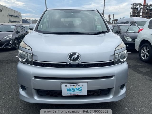 toyota voxy 2011 AF-ZRR70-0422221 image 2