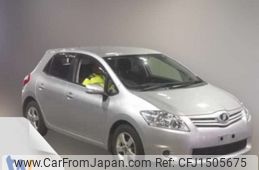 toyota auris 2010 CFJ1505675