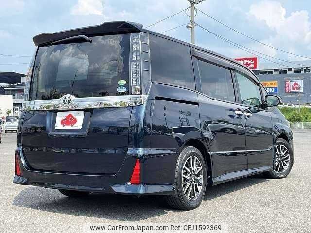 toyota voxy 2015 CFJ1592369 image 2