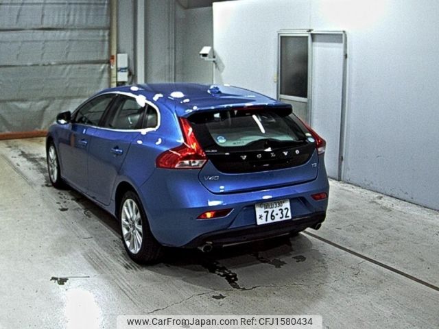 volvo v40 2016 CFJ1580434 image 2