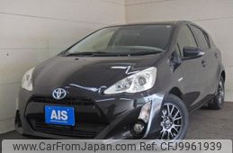 toyota aqua 2015 REALMOTOR_N9024060045F-90