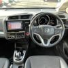 honda fit 2017 -HONDA--Fit DAA-GP5--GP5-1302482---HONDA--Fit DAA-GP5--GP5-1302482- image 24