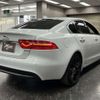 jaguar xe 2016 quick_quick_LDA-JA2NA_SAJAB4AN6HA948975 image 10