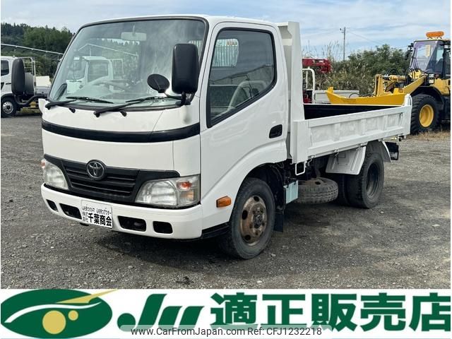 toyota dyna-truck 2011 GOO_NET_EXCHANGE_0902389A30250602W001 image 1